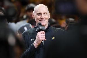 戴格诺特：对卡莱尔充满敬意 他对比赛的理解远超多数人的认知
